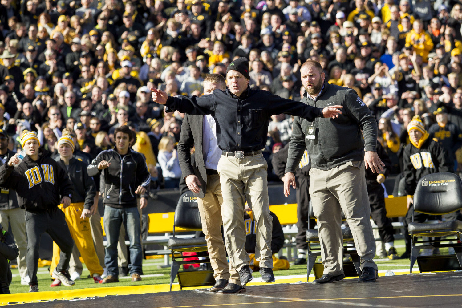 111415-iowa-wrestling-027